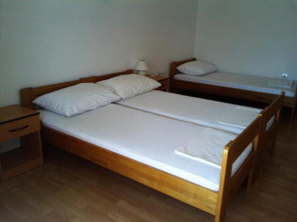 Apartments Keti Pag Town Buitenkant foto