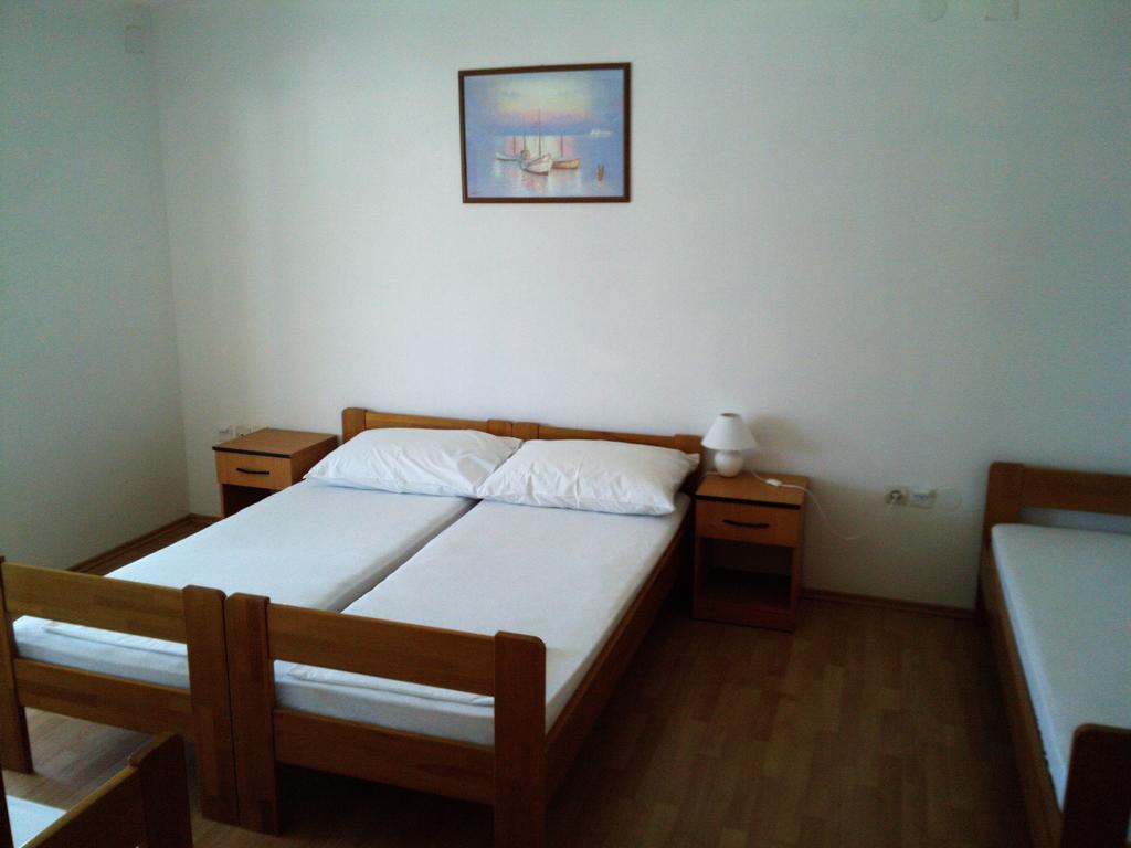 Apartments Keti Pag Town Kamer foto